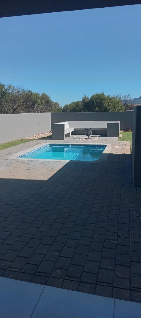 4 Bedroom Property for Sale in Hartbeespoort North West